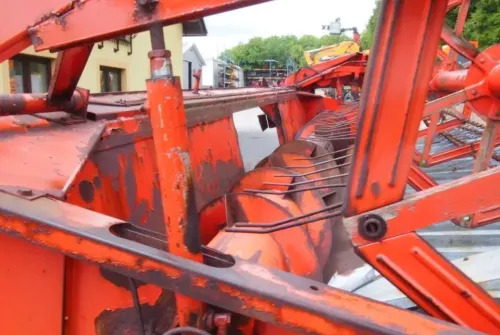 Heder do kombajnu Deutz-Fahr 1600,1610,1620,1630, 2680,2780, 2385,2685,2780, - Moissoneuse: photos 5 Heder do kombajnu Deutz-Fahr 1600,1610,1620,1630, 2680,2780, 2385,2685,2780, - Moissoneuse: photos 5