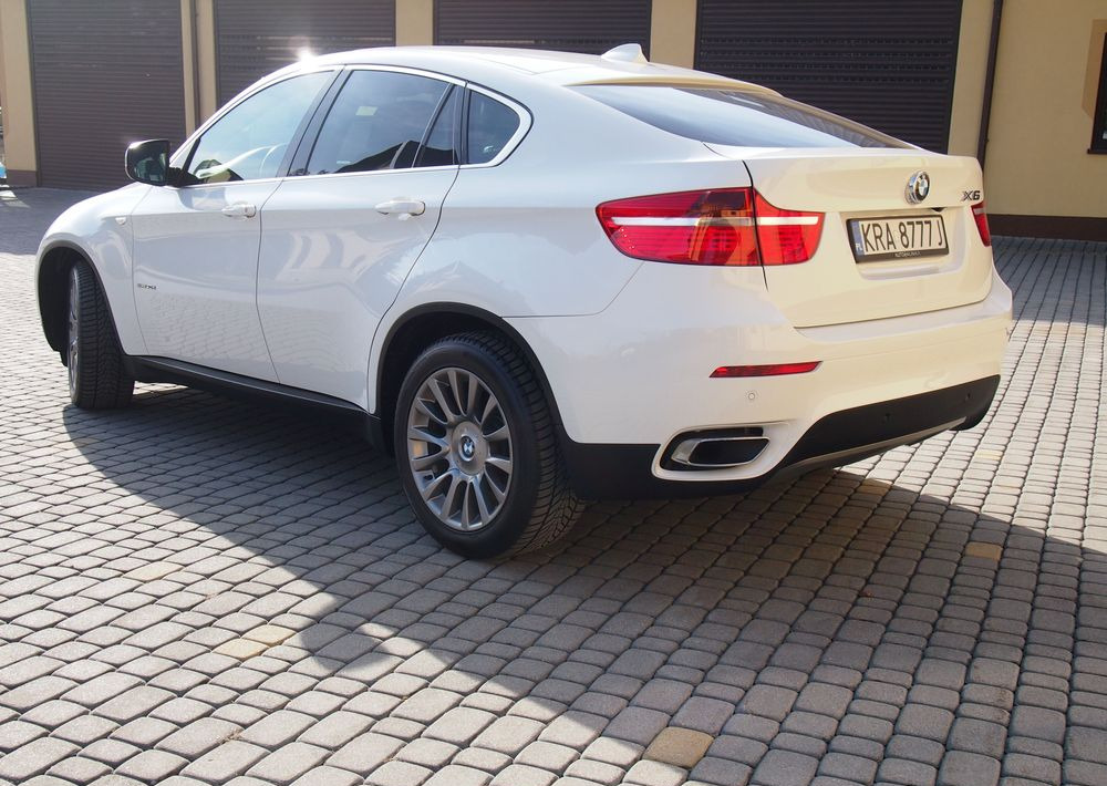 Samochód BMW X6 e71 xdrive40d Individual 2012 Samochód BMW X6 Individual - SUV: photos 5 Samochód BMW X6 e71 xdrive40d Individual 2012 Samochód BMW X6 Individual - SUV: photos 5