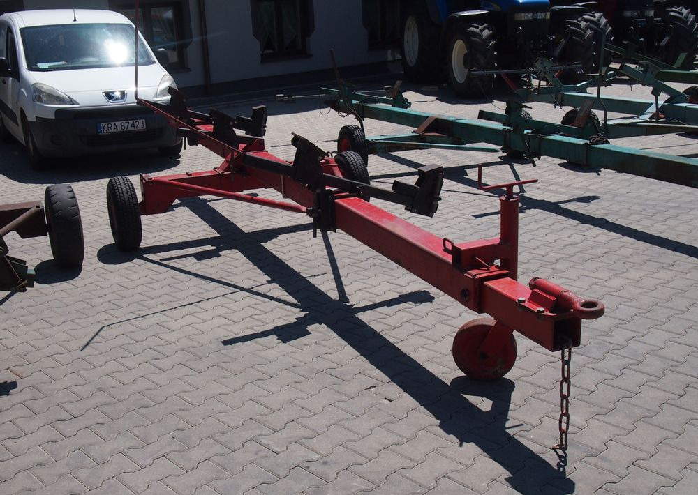 Wózek do kombajnu Bonnel Boonel 450  Wózek pod heder do kombajnu - Chariot de coupe: photos 2 Wózek do kombajnu Bonnel Boonel 450  Wózek pod heder do kombajnu - Chariot de coupe: photos 2
