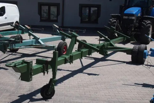 Wózek do kombajnu    pod heder do zboża - Chariot de coupe: photos 2 Wózek do kombajnu    pod heder do zboża - Chariot de coupe: photos 2