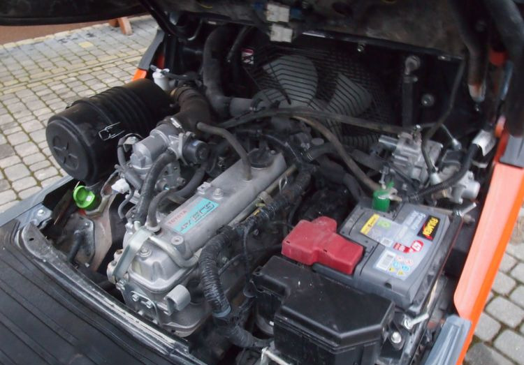 Chariot élévateur à gaz Wózek widłowy Toyota 8FGF15 2018 TRIPLEX system SAS (blokowanie tylnej osi): photos 12