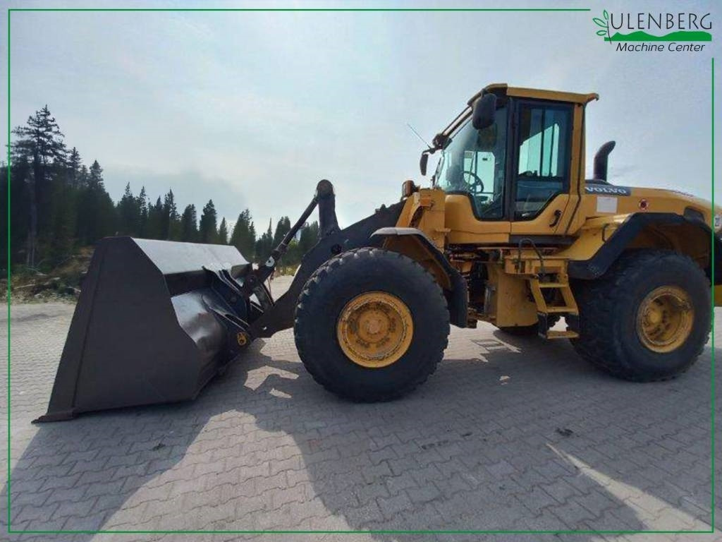 Volvo L 120 G - Chargeuse sur pneus: photos 1 Volvo L 120 G - Chargeuse sur pneus: photos 1