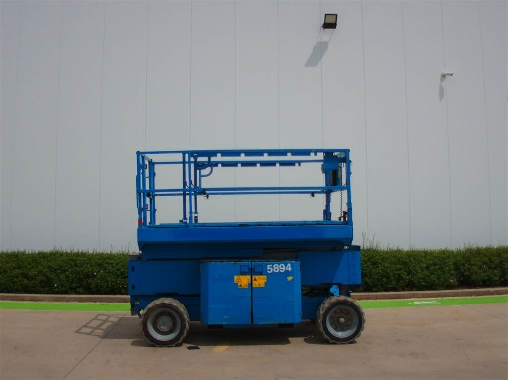 Genie GS2669DC - Nacelle ciseaux: photos 1 Genie GS2669DC - Nacelle ciseaux: photos 1
