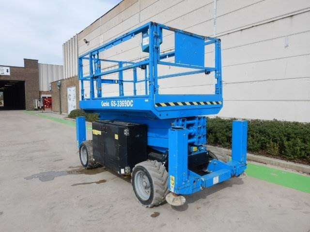 Genie GS3369DC - Nacelle ciseaux: photos 3 Genie GS3369DC - Nacelle ciseaux: photos 3