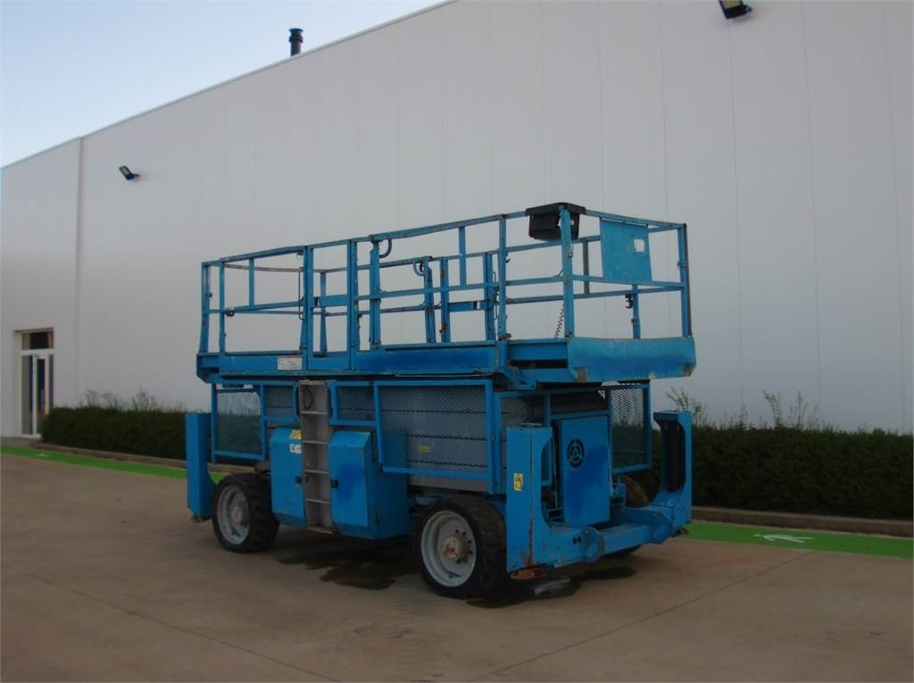 Genie GS4390RT - Nacelle ciseaux: photos 3 Genie GS4390RT - Nacelle ciseaux: photos 3