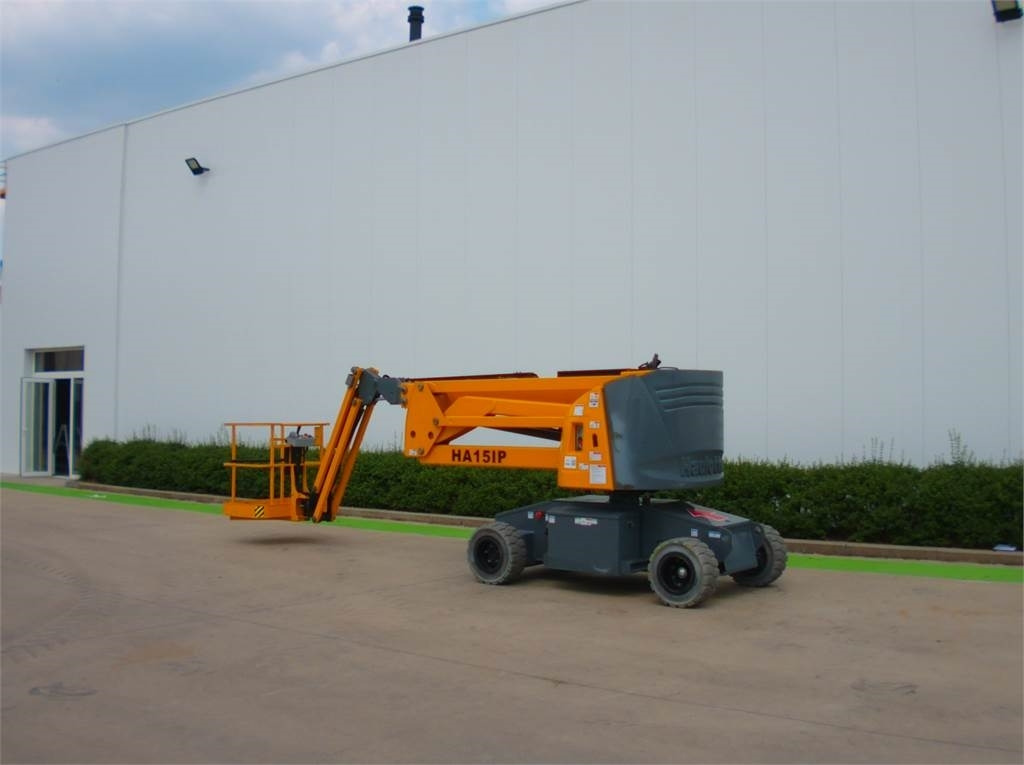 Haulotte HA15IP - Nacelle articulée: photos 3 Haulotte HA15IP - Nacelle articulée: photos 3