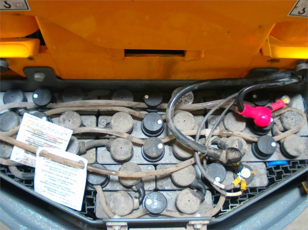 Haulotte STAR 10 - Nacelle à mât vertical: photos 5 Haulotte STAR 10 - Nacelle à mât vertical: photos 5