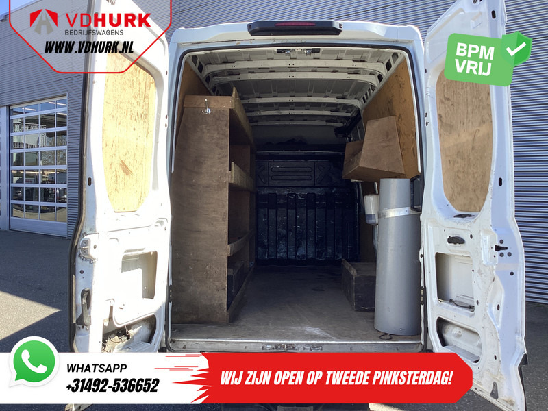 Iveco Daily 35C13V 2.3 352 H2 BPM VRIJ! Dubbel lucht/ 3.5t Trekverm./ Airco/ 3 Persoons/ Gev. Stoel/ Trekhaak - Fourgon utilitaire: photos 5 Iveco Daily 35C13V 2.3 352 H2 BPM VRIJ! Dubbel lucht/ 3.5t Trekverm./ Airco/ 3 Persoons/ Gev. Stoel/ Trekhaak - Fourgon utilitaire: photos 5
