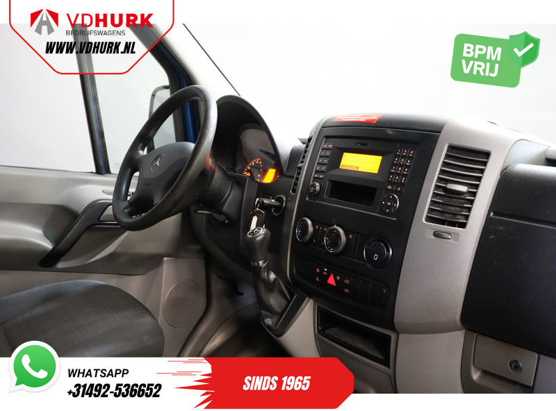 Mercedes-Benz Sprinter 213 2.2 CDI Aut. L2H2 €13.915,- Incl. BTW (BPM VRIJ) EXPORT Combi/ 9 Persoons/ Kombi/ 9P/ Airco/ PDC - Minibus, Transport de personnes: photos 3 Mercedes-Benz Sprinter 213 2.2 CDI Aut. L2H2 €13.915,- Incl. BTW (BPM VRIJ) EXPORT Combi/ 9 Persoons/ Kombi/ 9P/ Airco/ PDC - Minibus, Transport de personnes: photos 3