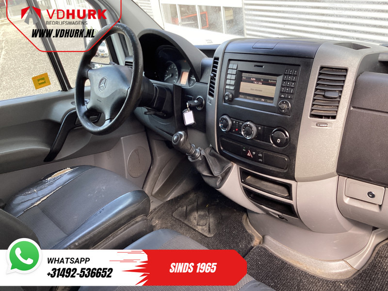 Mercedes-Benz Sprinter 214 2.2 CDI EXPORT ONLY Airco/ Cruise/ Trekhaak/ Bluetooth - Fourgonnette: photos 3 Mercedes-Benz Sprinter 214 2.2 CDI EXPORT ONLY Airco/ Cruise/ Trekhaak/ Bluetooth - Fourgonnette: photos 3
