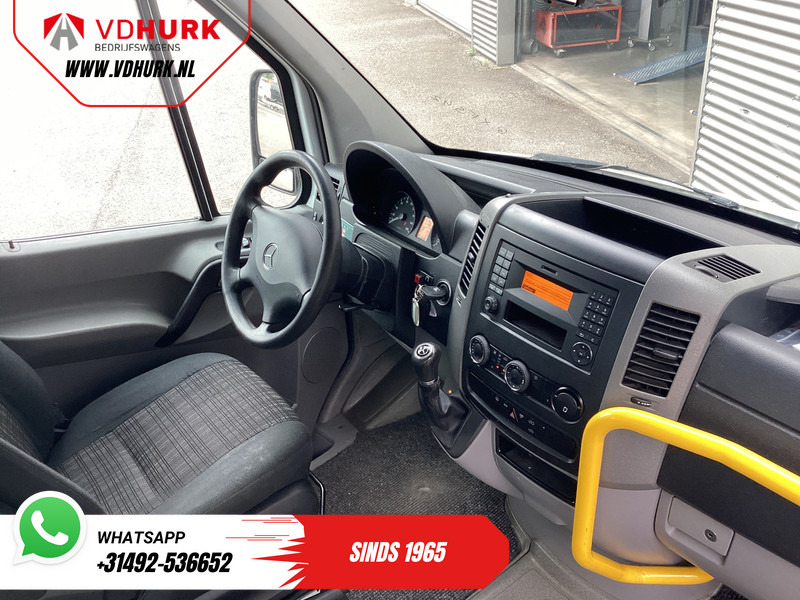 Mercedes-Benz Sprinter Mercedes-Benz 313 2.2 CDI Aut. E6 L2H2 €10.890 Incl. BTW BPM VRIJ! EXPORT ONLY Combi/ 9 Persoons/ Kombi/ 9P/ Airco/ Rolstoellift - Minibus, Transport de personnes: photos 3 Mercedes-Benz Sprinter Mercedes-Benz 313 2.2 CDI Aut. E6 L2H2 €10.890 Incl. BTW BPM VRIJ! EXPORT ONLY Combi/ 9 Persoons/ Kombi/ 9P/ Airco/ Rolstoellift - Minibus, Transport de personnes: photos 3