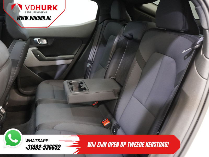 Berline Polestar 2 Long Range 78 kWh 551 WLTP 95% SOH LED/ Adapt.Cruise/ Pano/ Stuurverw./ Stoelverw./ Memory/ Navi/ Carplay/ Climate/ Camera/ 20'': photos 19 Berline Polestar 2 Long Range 78 kWh 551 WLTP 95% SOH LED/ Adapt.Cruise/ Pano/ Stuurverw./ Stoelverw./ Memory/ Navi/ Carplay/ Climate/ Camera/ 20'': photos 19