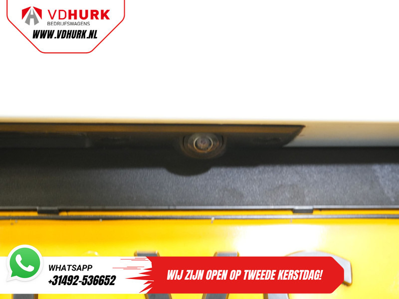 Berline Polestar 2 Long Range 78 kWh 551 WLTP 95% SOH LED/ Adapt.Cruise/ Pano/ Stuurverw./ Stoelverw./ Memory/ Navi/ Carplay/ Climate/ Camera/ 20'': photos 18 Berline Polestar 2 Long Range 78 kWh 551 WLTP 95% SOH LED/ Adapt.Cruise/ Pano/ Stuurverw./ Stoelverw./ Memory/ Navi/ Carplay/ Climate/ Camera/ 20'': photos 18