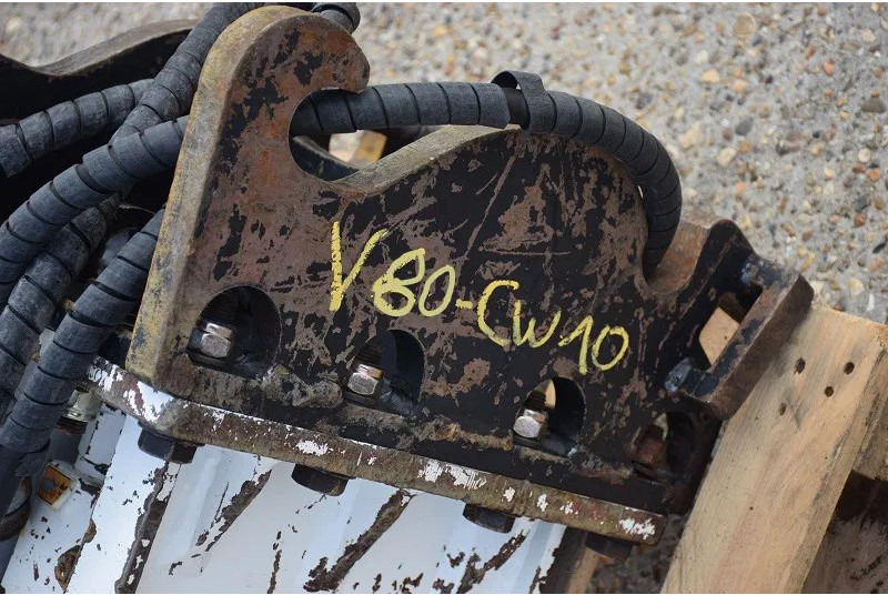 Komac CW10 Komac Hammer CW10 -stock id V80 - Accessoire pour Engins de chantier: photos 3 Komac CW10 Komac Hammer CW10 -stock id V80 - Accessoire pour Engins de chantier: photos 3
