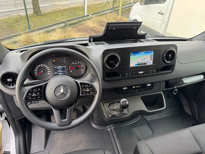 Mercedes-Benz Sprinter 315 L3H2*360°Camera*parktronic*cruise control*zetelverwarming* - Fourgon utilitaire: photos 5 Mercedes-Benz Sprinter 315 L3H2*360°Camera*parktronic*cruise control*zetelverwarming* - Fourgon utilitaire: photos 5