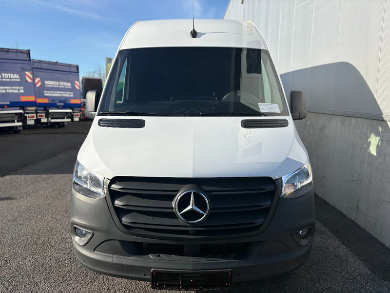Mercedes-Benz Sprinter 317 L2H2*360°Camera*Airco*Navigatie*Zetelverwarming - Fourgon utilitaire: photos 3 Mercedes-Benz Sprinter 317 L2H2*360°Camera*Airco*Navigatie*Zetelverwarming - Fourgon utilitaire: photos 3