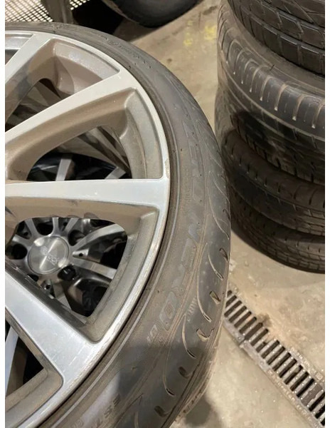 Pirelli *Brock velgen met Pirelli banden *235/35 ZR19 - Pneus et jantes pour Voiture: photos 3 Pirelli *Brock velgen met Pirelli banden *235/35 ZR19 - Pneus et jantes pour Voiture: photos 3
