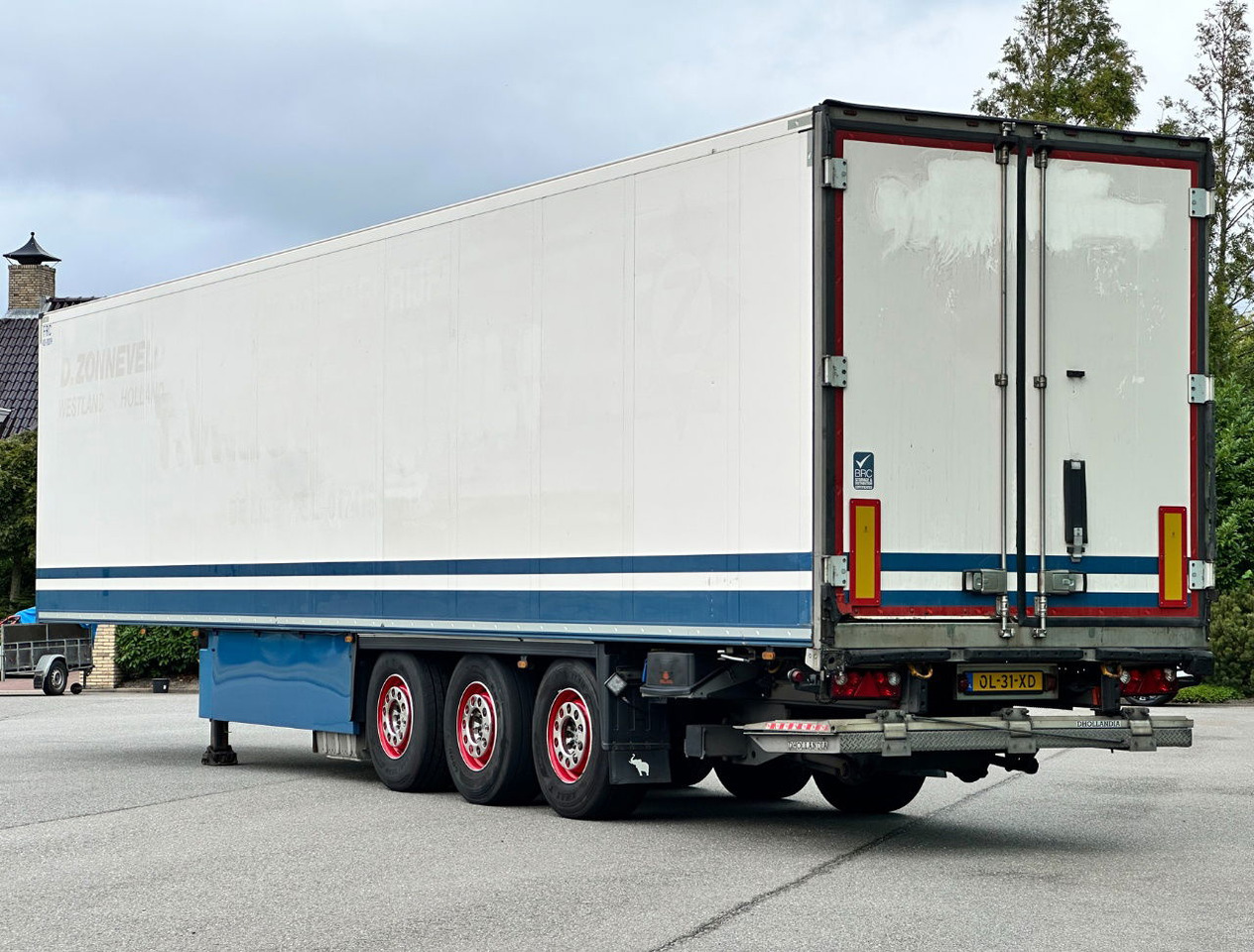 Schmitz Cargobull SCBS3B Carrier Vector 1550 Only 3367 Engine Hours Flowerwide 270 CM High Inside Lift Axle Tail Lift - Semi-remorque frigorifique: photos 3 Schmitz Cargobull SCBS3B Carrier Vector 1550 Only 3367 Engine Hours Flowerwide 270 CM High Inside Lift Axle Tail Lift - Semi-remorque frigorifique: photos 3