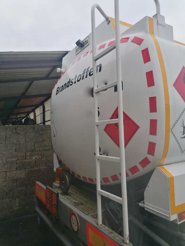 STOKOTA 20000 L, BOTTOM and TOP LOADING - Remorque citerne: photos 3 STOKOTA 20000 L, BOTTOM and TOP LOADING - Remorque citerne: photos 3