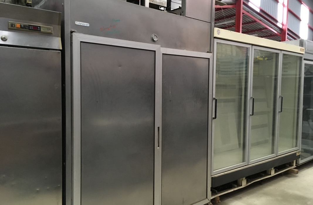 Chambre froide en panneau Chambre froide inox Vitrine haute inox Tour refrigere Vitrine magasin - Machine agroalimentaire: photos 4 Chambre froide en panneau Chambre froide inox Vitrine haute inox Tour refrigere Vitrine magasin - Machine agroalimentaire: photos 4