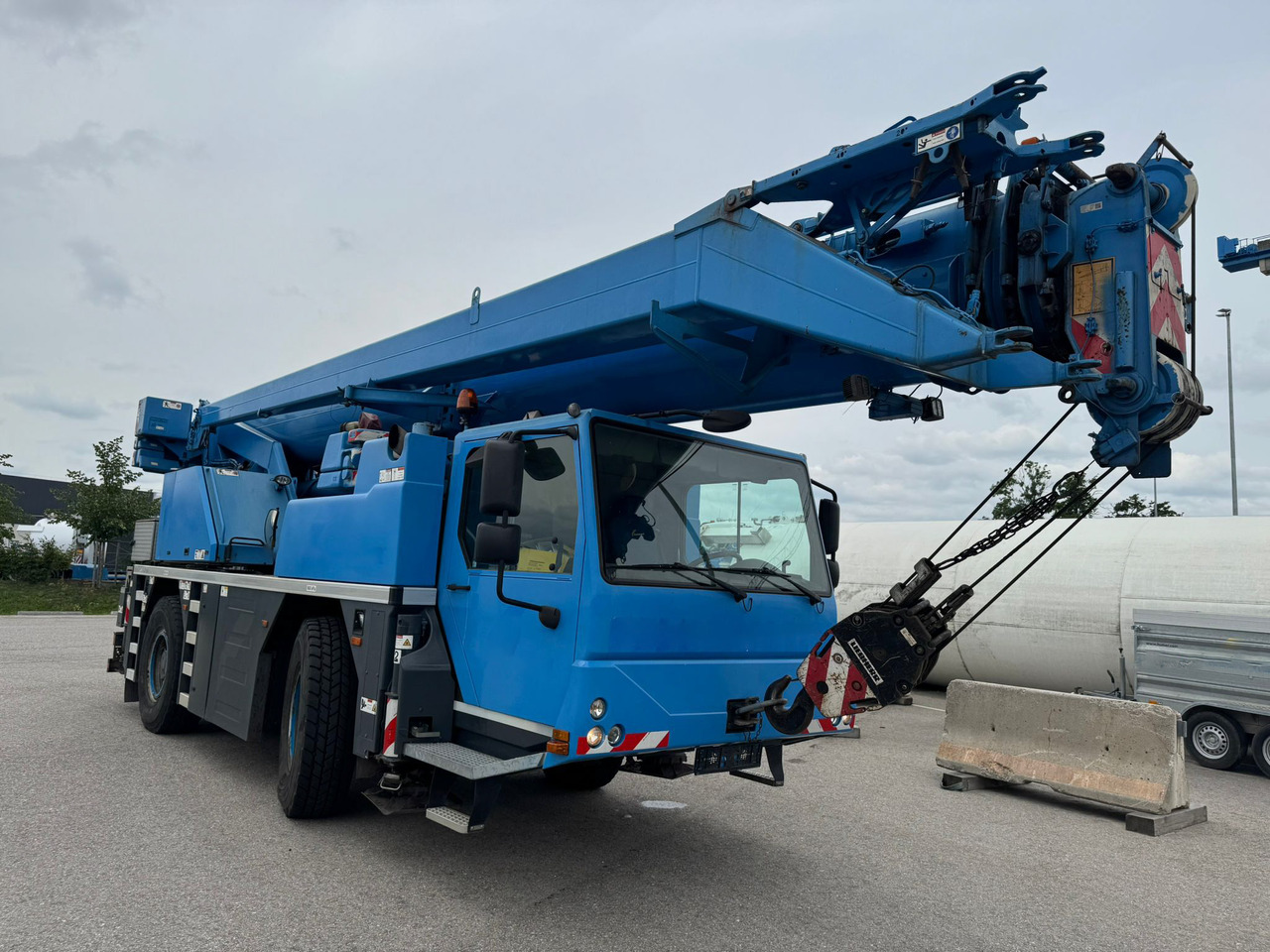 LIEBHERR LTM 1040-2.1 - Grue mobile: photos 2 LIEBHERR LTM 1040-2.1 - Grue mobile: photos 2