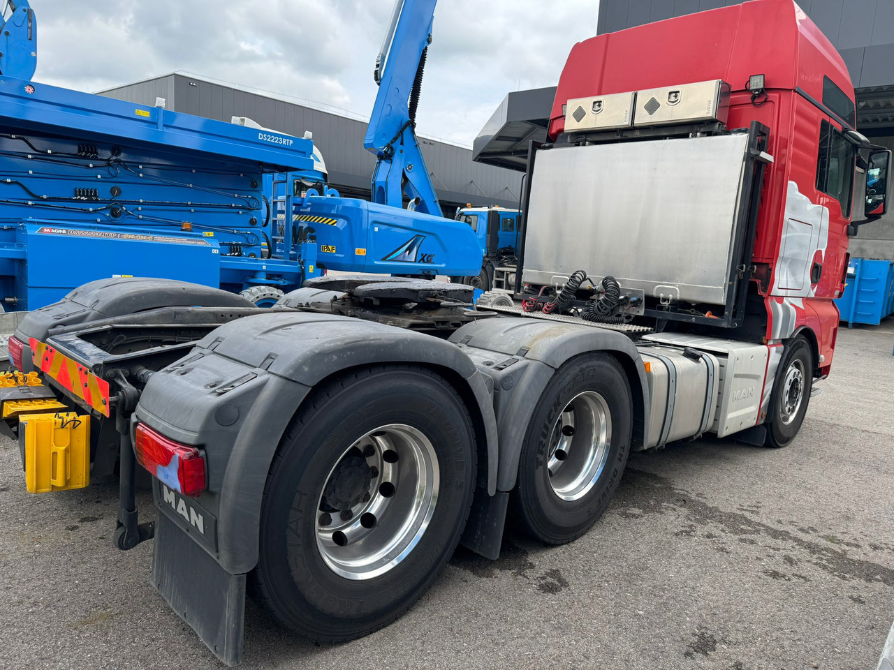 MAN TGX 26.2560 6x4 / 2015 - Tracteur routier: photos 2 MAN TGX 26.2560 6x4 / 2015 - Tracteur routier: photos 2