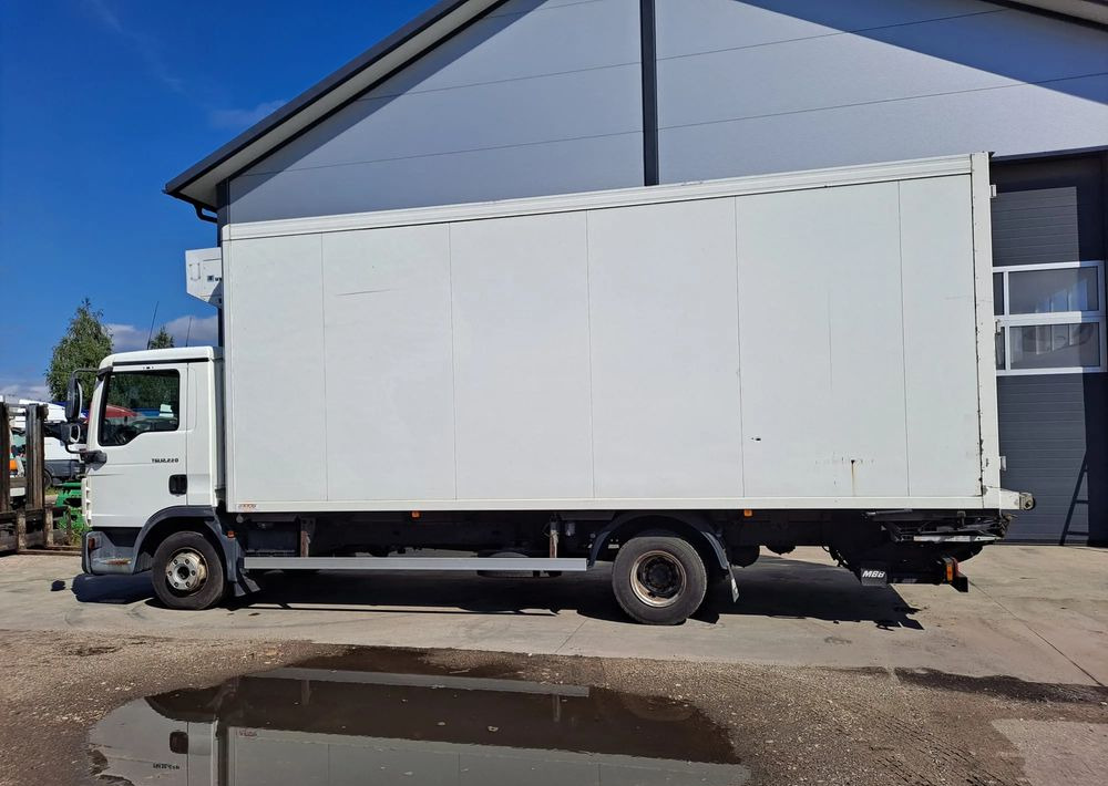 MAN TGL 12.220 Chłodnia agregat WKD-II SR - Camion frigorifique: photos 1 MAN TGL 12.220 Chłodnia agregat WKD-II SR - Camion frigorifique: photos 1