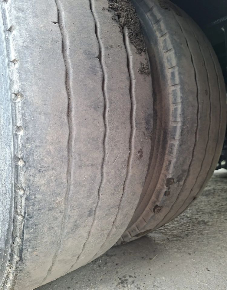 Remorque rideaux coulissants Wielton Tandem 20 palet przyczepa: photos 15 Remorque rideaux coulissants Wielton Tandem 20 palet przyczepa: photos 15