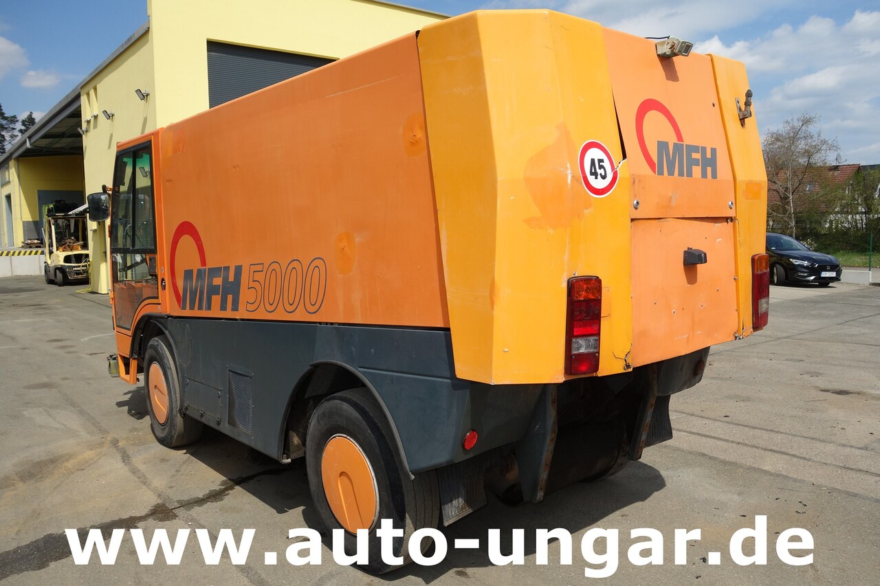 Balayeuse de voirie Aebi Schmidt MFH 5000 Kehrmaschine Ersatzteilträger - SpareParts EZ  2000: photos 6
