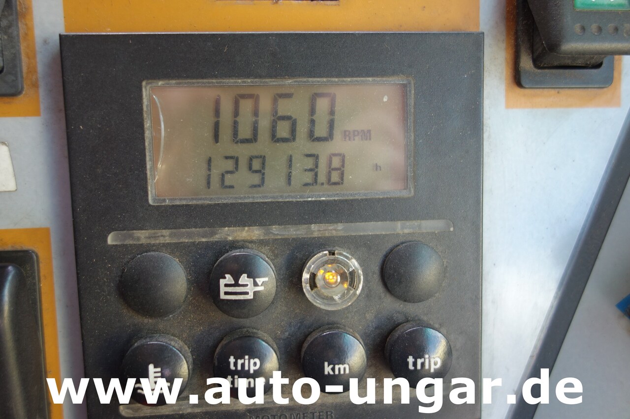 Balayeuse de voirie Aebi Schmidt MFH 5000 Kehrmaschine Ersatzteilträger - SpareParts EZ  2000: photos 25