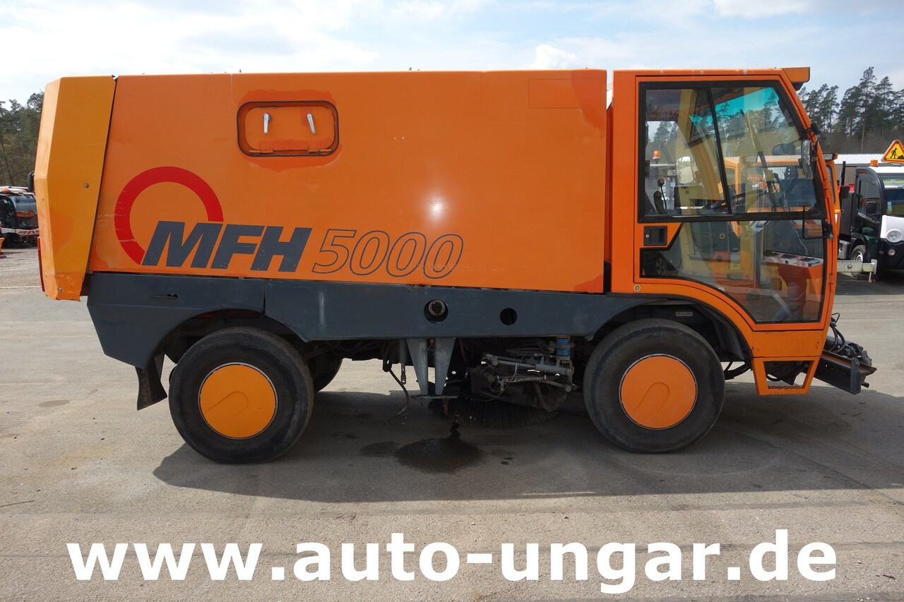 Balayeuse de voirie Aebi Schmidt MFH 5000 Kehrmaschine Ersatzteilträger - SpareParts EZ  2000: photos 10