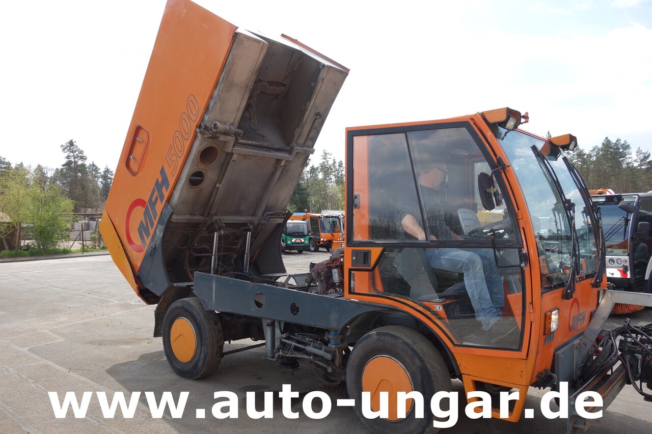 Balayeuse de voirie Aebi Schmidt MFH 5000 Kehrmaschine Ersatzteilträger - SpareParts EZ  2000: photos 13