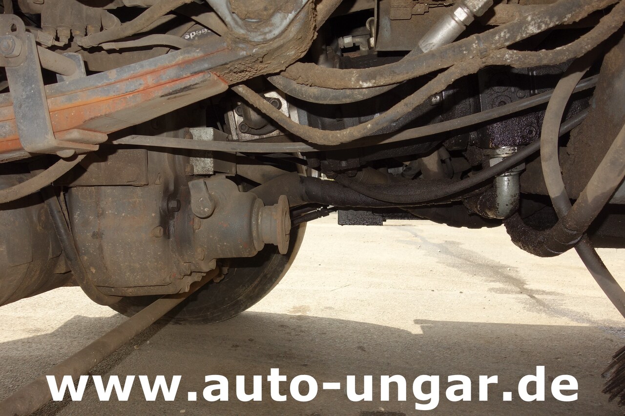 Balayeuse de voirie Aebi Schmidt MFH 5000 Kehrmaschine Ersatzteilträger - SpareParts EZ  2000: photos 12