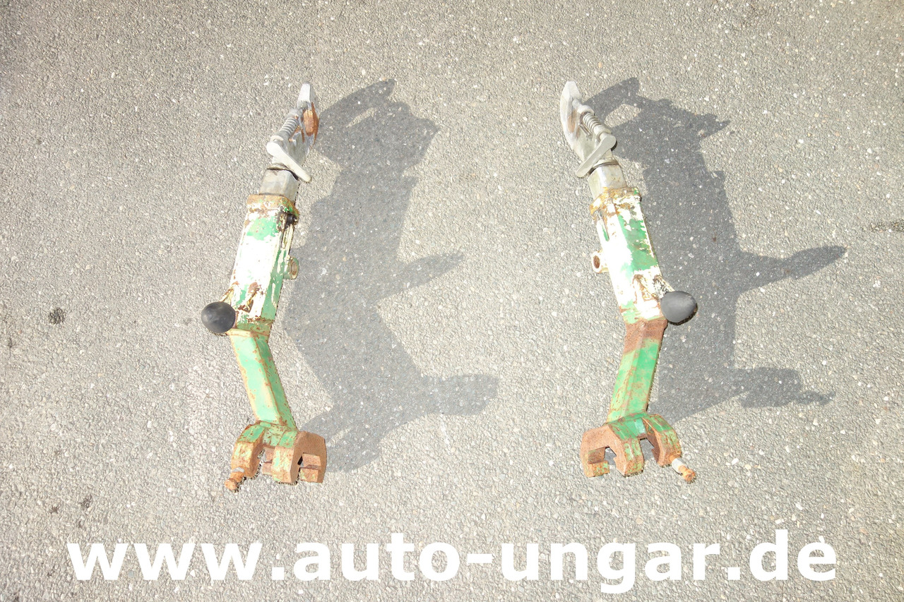 JOHN DEERE Traktor Unterlenker mit Fanghaken - Tracteur agricole: photos 4 JOHN DEERE Traktor Unterlenker mit Fanghaken - Tracteur agricole: photos 4