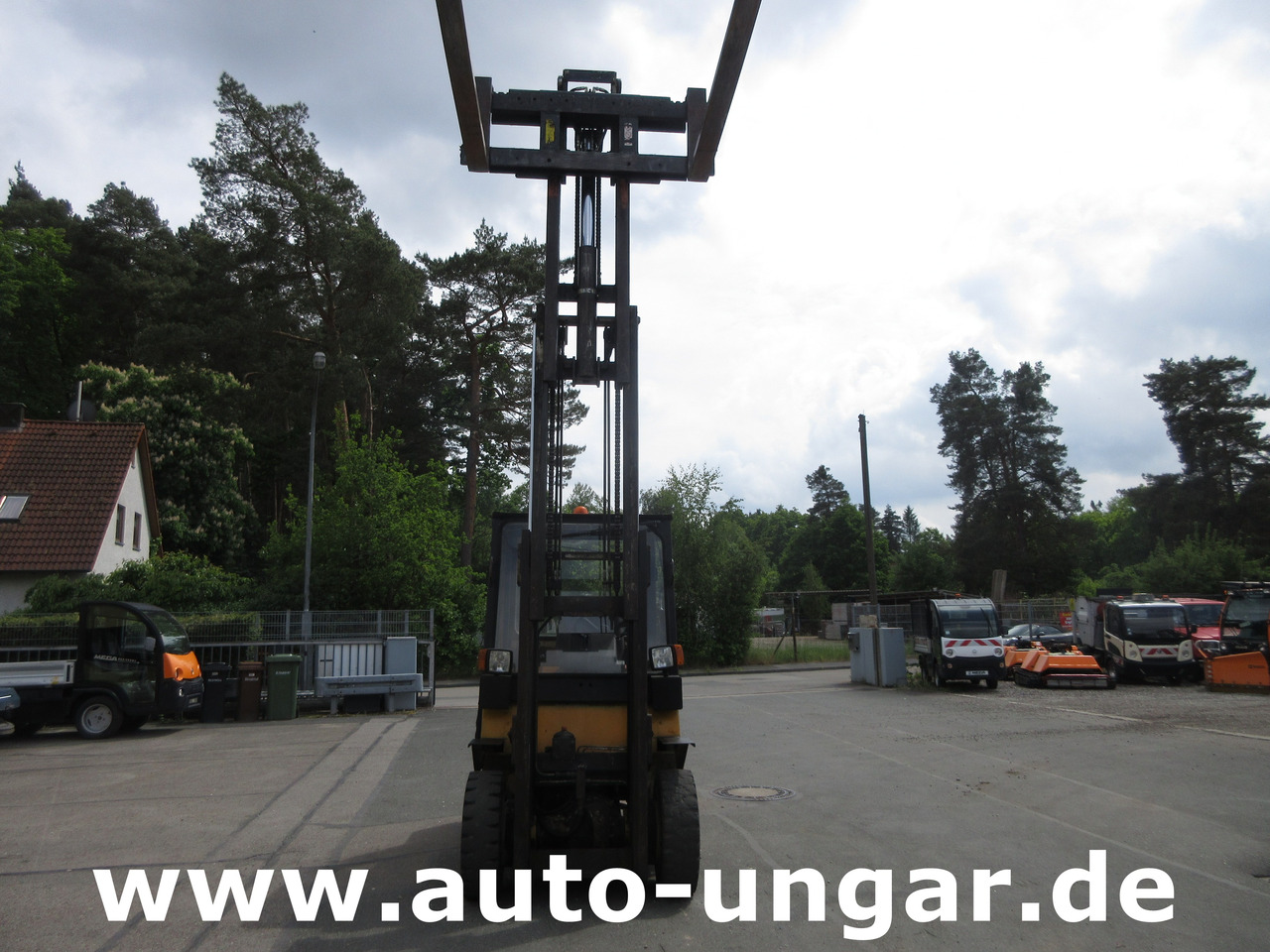 JUNGHEINRICH DFG 40 Diesel Gabelstapler 4.000kg Freihub Steinbock Yale Still Boss - Chariot élévateur diesel: photos 3 JUNGHEINRICH DFG 40 Diesel Gabelstapler 4.000kg Freihub Steinbock Yale Still Boss - Chariot élévateur diesel: photos 3