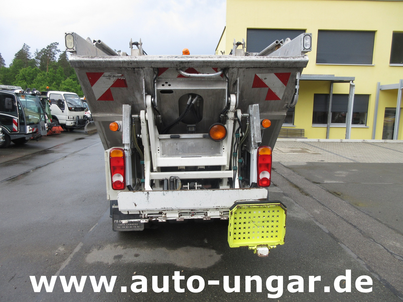NISSAN Cabstar Faun City - Provence Benne Müllwagen Lifter Presse Kipper 3.500kg - Benne à ordures ménagères: photos 5 NISSAN Cabstar Faun City - Provence Benne Müllwagen Lifter Presse Kipper 3.500kg - Benne à ordures ménagères: photos 5