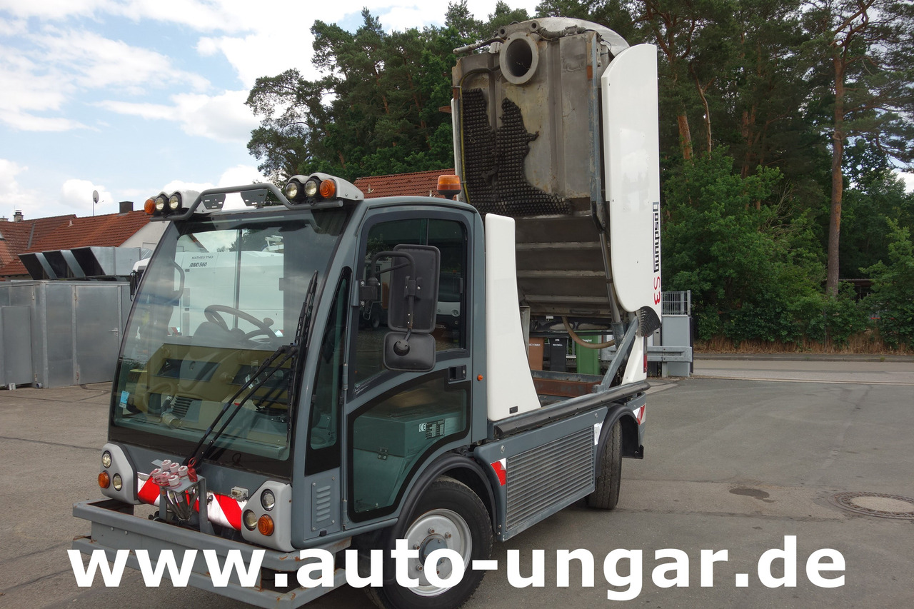 Boschung S3 Wasserfass Kipper 4-Rad-Lenkung Multicar Kommunalfahrzeug Geräteträger - Véhicule de voirie/ Spécial: photos 2 Boschung S3 Wasserfass Kipper 4-Rad-Lenkung Multicar Kommunalfahrzeug Geräteträger - Véhicule de voirie/ Spécial: photos 2