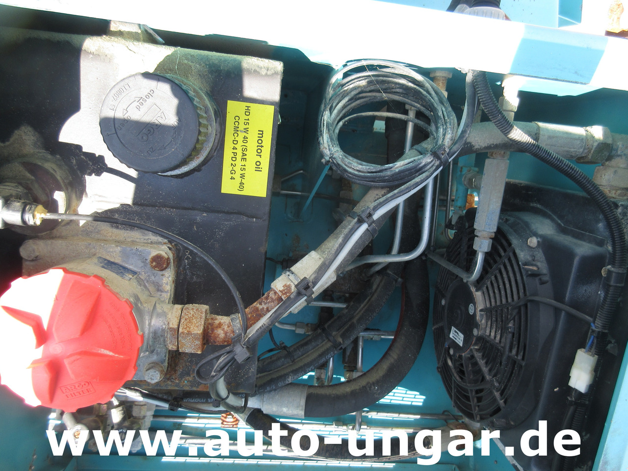 Véhicule de voirie/ Spécial Kässbohrer BeachTech STR 2000 BeachCleaner Strandreiniger καθαριστής παραλίας: photos 13 Véhicule de voirie/ Spécial Kässbohrer BeachTech STR 2000 BeachCleaner Strandreiniger καθαριστής παραλίας: photos 13