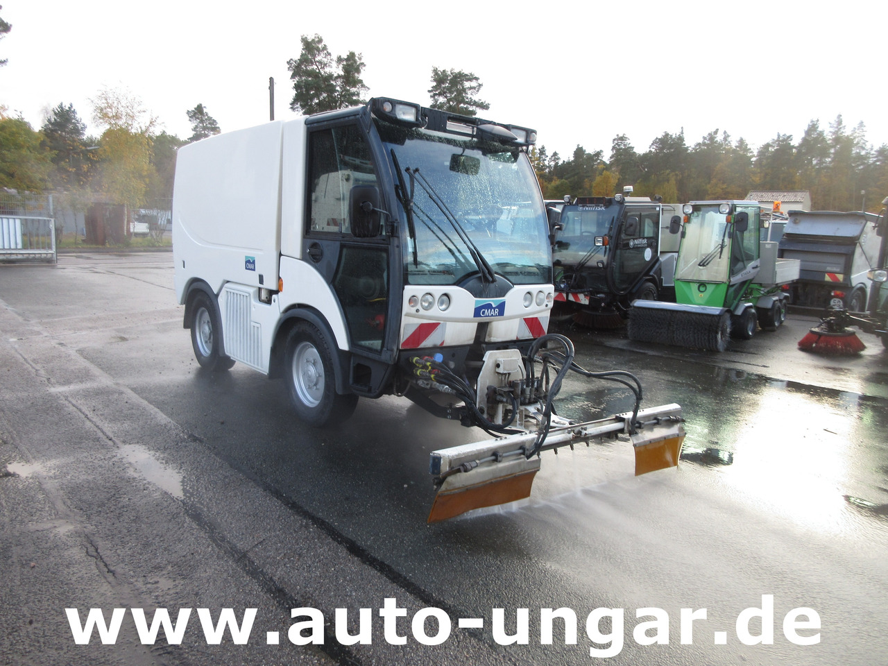 Multicar Tremo X56 CMAR LC 860 Schwemmfahrzeug Streetwasher 4x4x4 Baujahr 2014 EU5 - Véhicule de voirie/ Spécial: photos 1 Multicar Tremo X56 CMAR LC 860 Schwemmfahrzeug Streetwasher 4x4x4 Baujahr 2014 EU5 - Véhicule de voirie/ Spécial: photos 1