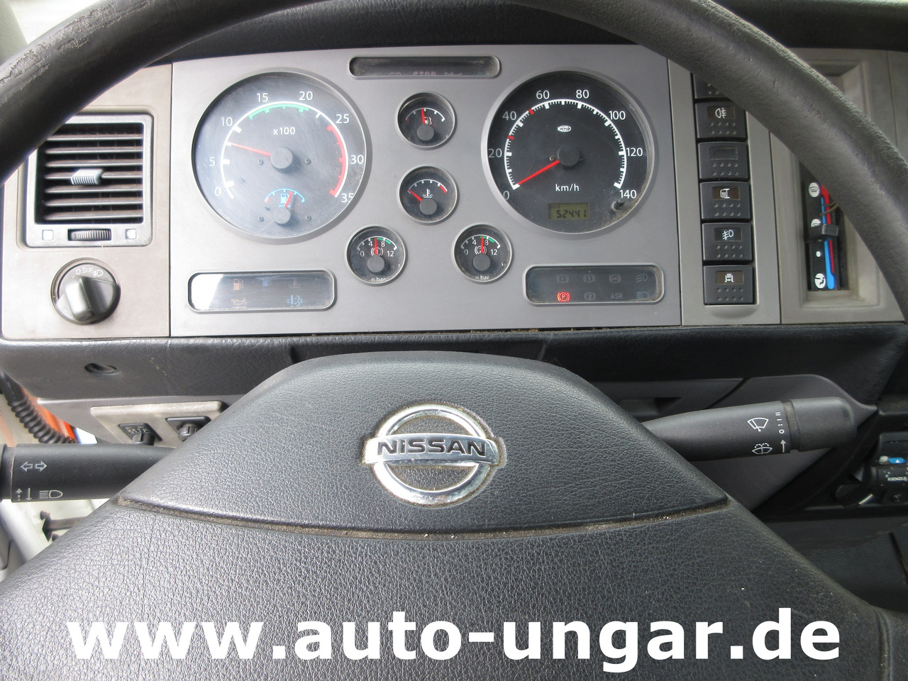 Véhicule de voirie/ Spécial NISSAN Atleon 70.14 mit Hochdruckreiniger Wasserwagen Waschwagen Kärcher High Pressure: photos 23 Véhicule de voirie/ Spécial NISSAN Atleon 70.14 mit Hochdruckreiniger Wasserwagen Waschwagen Kärcher High Pressure: photos 23