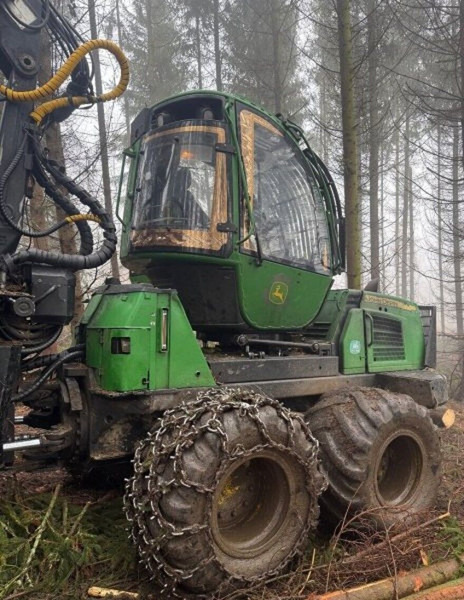 John Deere 1010E 8W - Porteur: photos 3 John Deere 1010E 8W - Porteur: photos 3