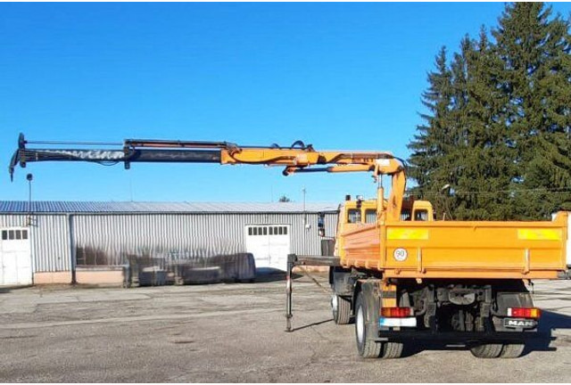 MAN LE18.250 - Camion benne, Camion grue: photos 4 MAN LE18.250 - Camion benne, Camion grue: photos 4