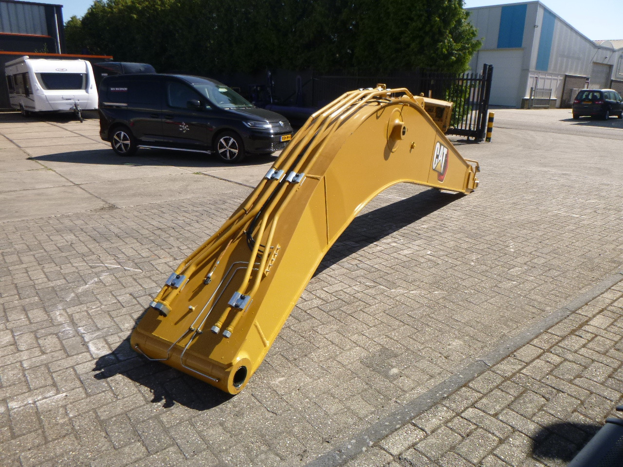 CATERPILLAR 320 GX / 320 GC - Flèche pour Pelle: photos 2 CATERPILLAR 320 GX / 320 GC - Flèche pour Pelle: photos 2