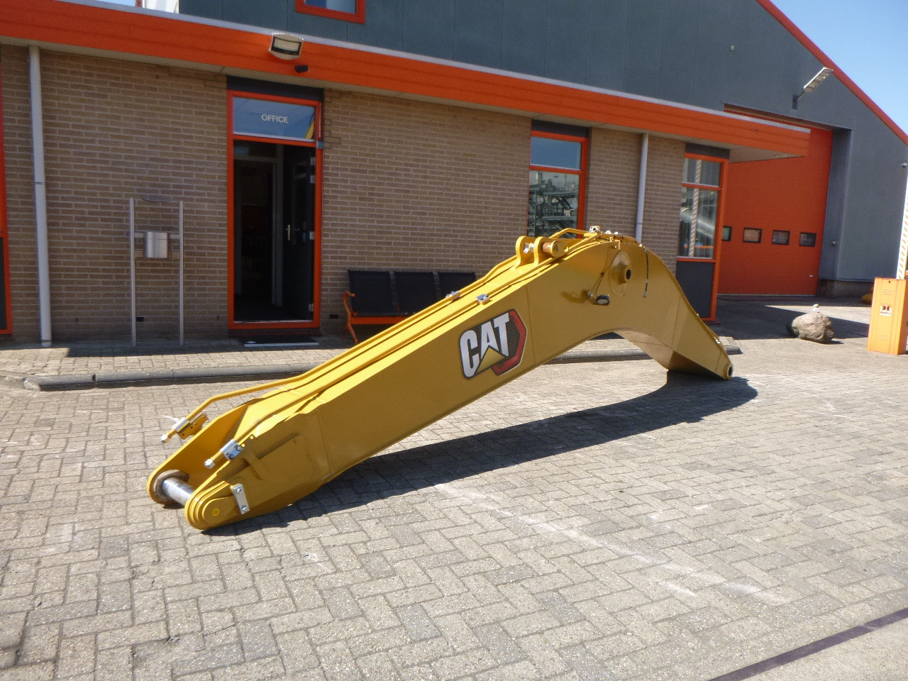CATERPILLAR 320 GX / 320 GC - Flèche pour Pelle: photos 5 CATERPILLAR 320 GX / 320 GC - Flèche pour Pelle: photos 5