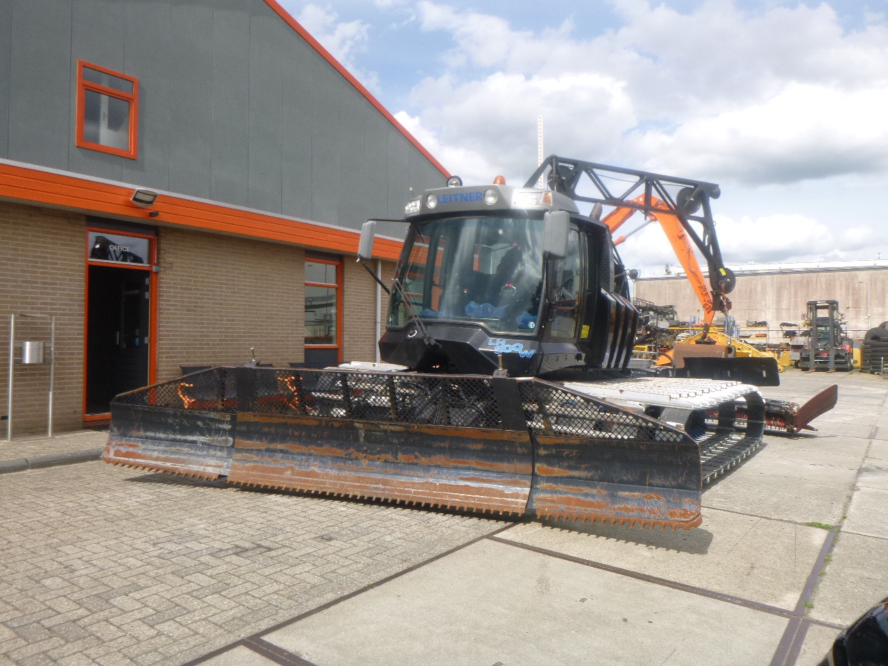PRINOTH LEITNER LH500W - Engin de déneigement: photos 3 PRINOTH LEITNER LH500W - Engin de déneigement: photos 3