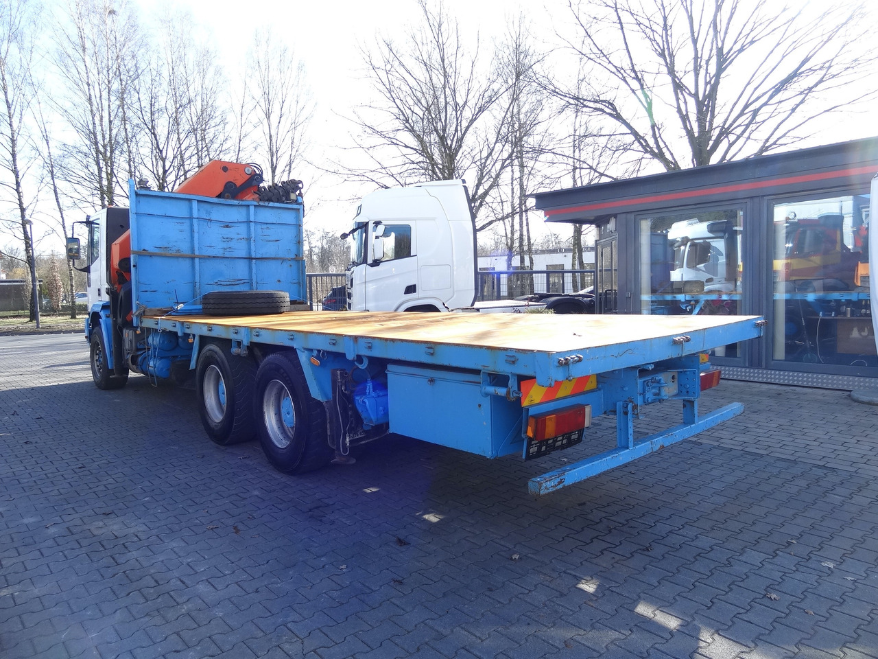 Camion grue, Camion plateau Iveco EuroTrakker 260E31 6X4 Palfinger 36002: photos 12