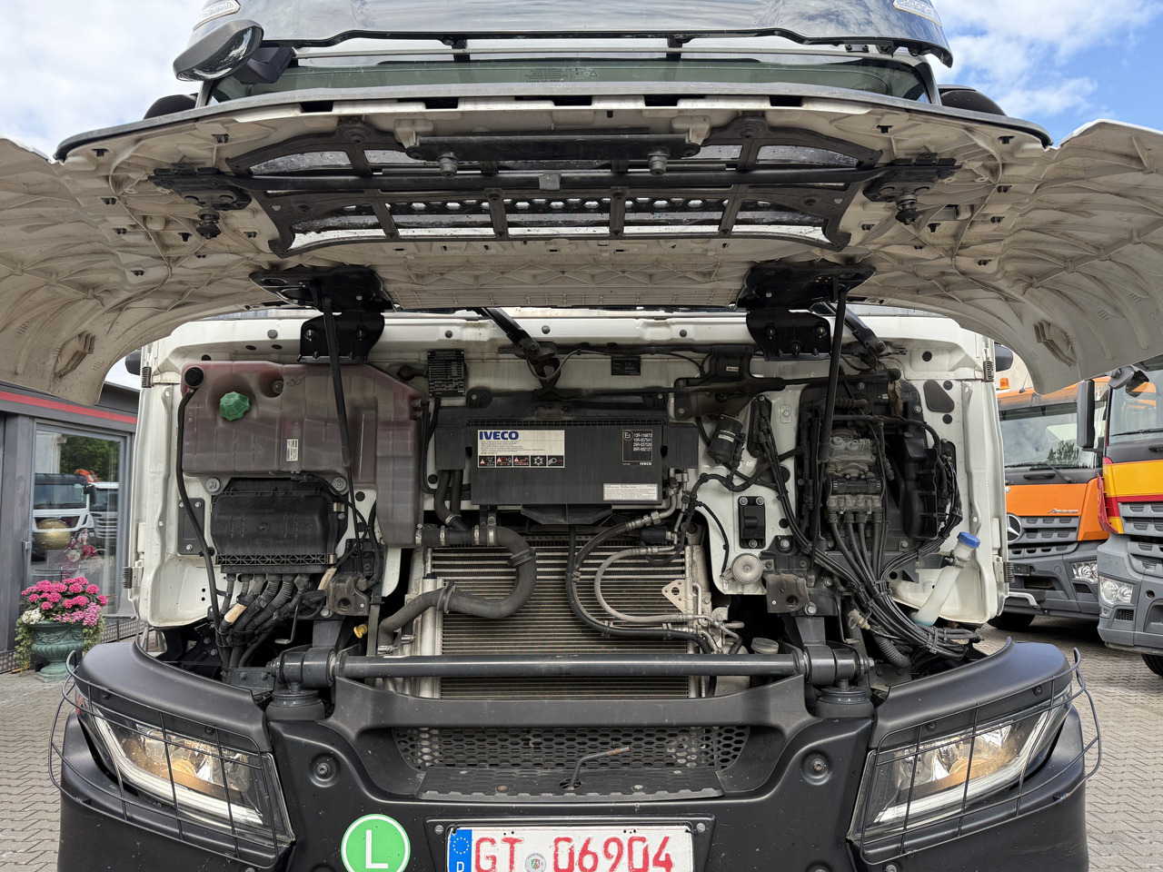 Iveco T-Way 510 / AT410T51 8X4 Meiller - Camion benne: photos 5 Iveco T-Way 510 / AT410T51 8X4 Meiller - Camion benne: photos 5