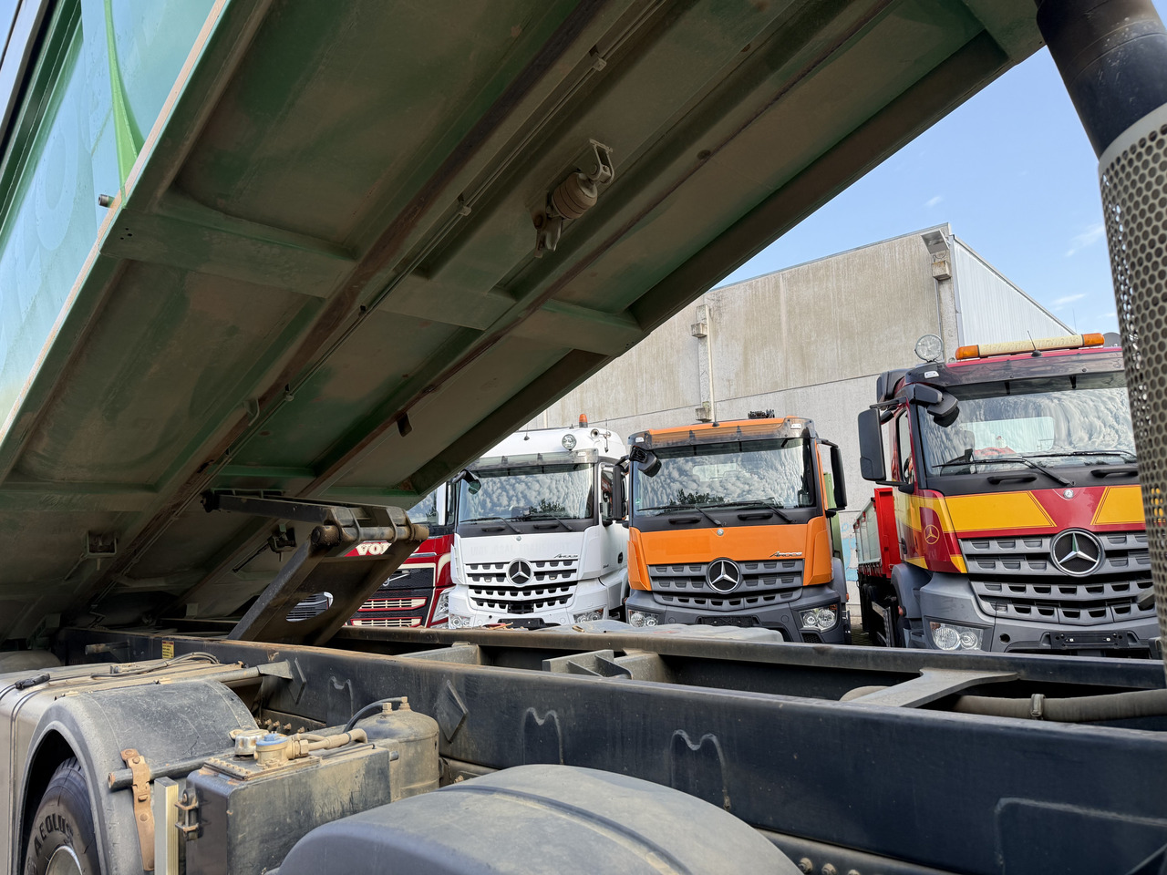 MAN TGS 50.460 10X8 - Camion benne: photos 2 MAN TGS 50.460 10X8 - Camion benne: photos 2