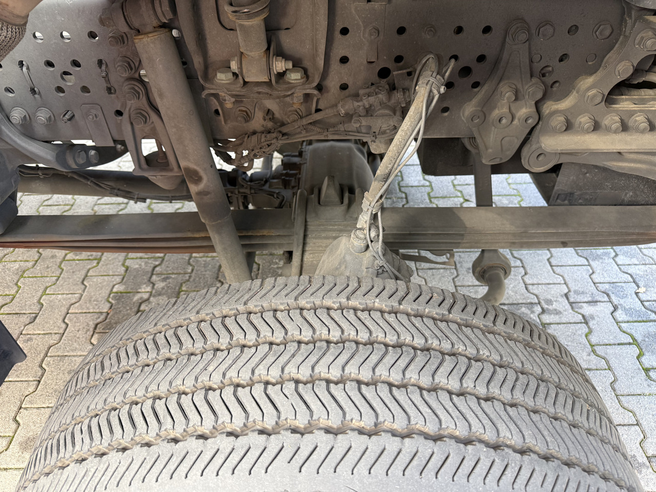 Mercedes-Benz Arocs 1827 AK 4X4 Ex- - Camion à rideaux coulissants: photos 4 Mercedes-Benz Arocs 1827 AK 4X4 Ex- - Camion à rideaux coulissants: photos 4