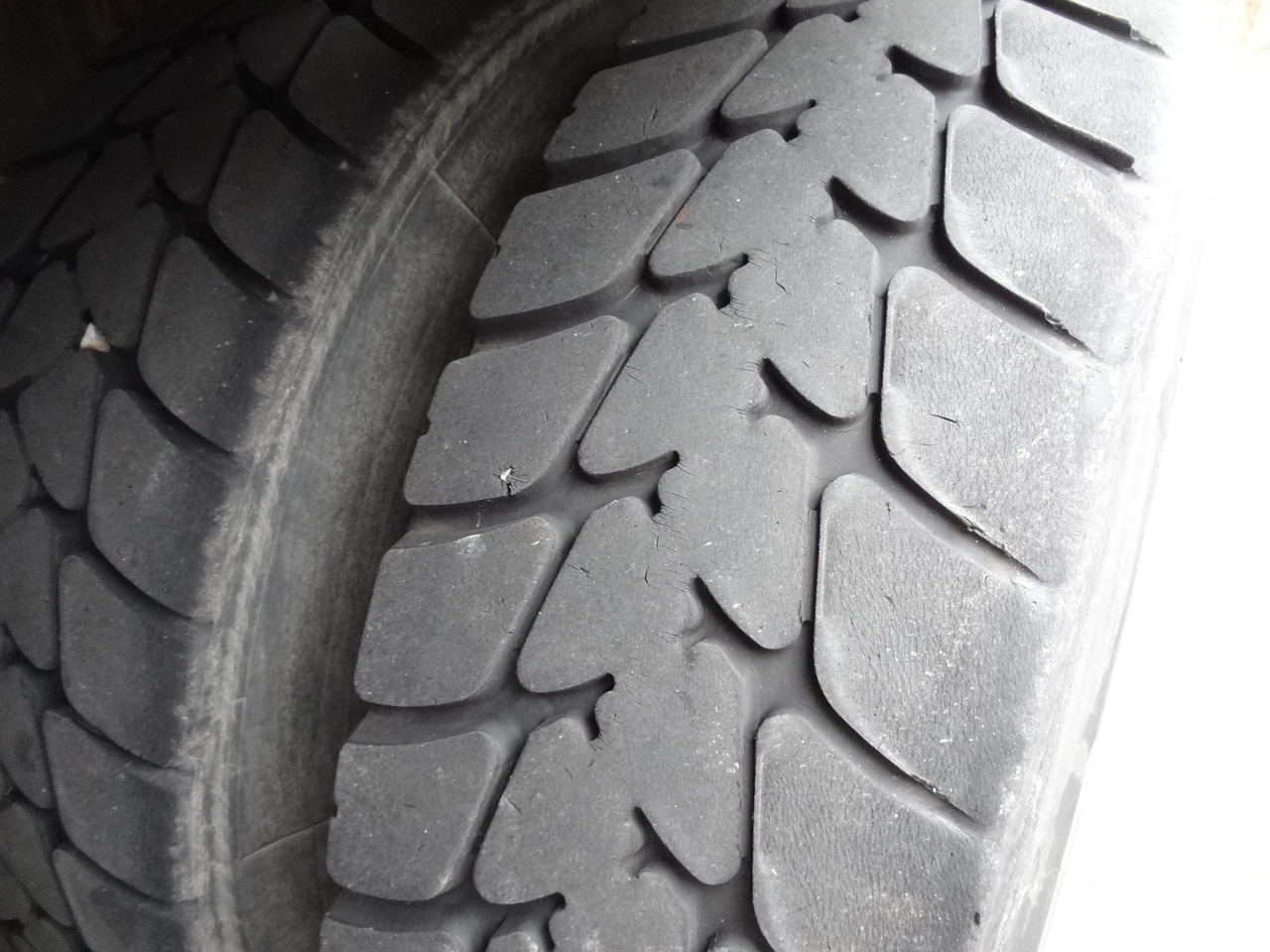 Scania R144 460 6X4 Fassi 360 bis 25 Meter en leasing occasion Scania R144 460 6X4 Fassi 360 bis 25 Meter: photos 6